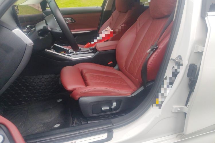 Used BMW i3 2022 eDrive 35 L Left Front Seat
