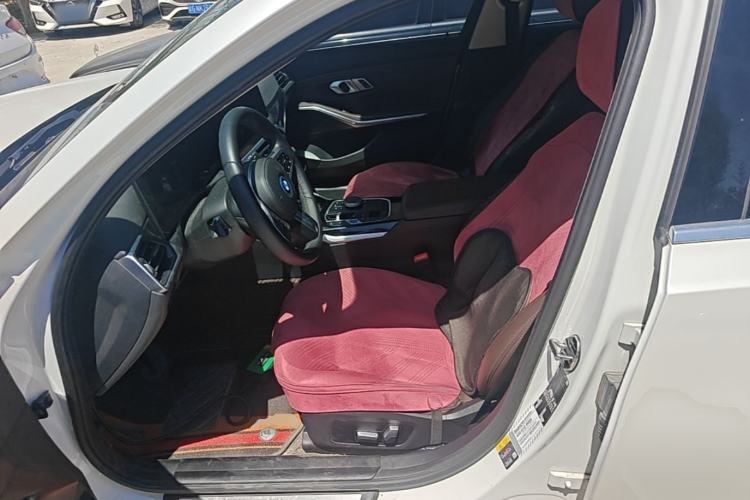 Used BMW i3 2022 eDrive 35 L Left Front Seat