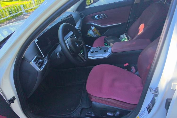 Used BMW i3 2022 eDrive 35 L Left Front Seat