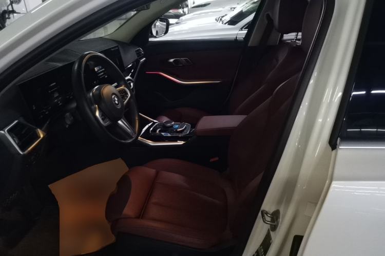 Used BMW i3 2022 eDrive 35 L Left Front Seat