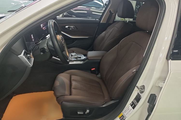 Used BMW i3 2022 eDrive 35 L Left Front Seat