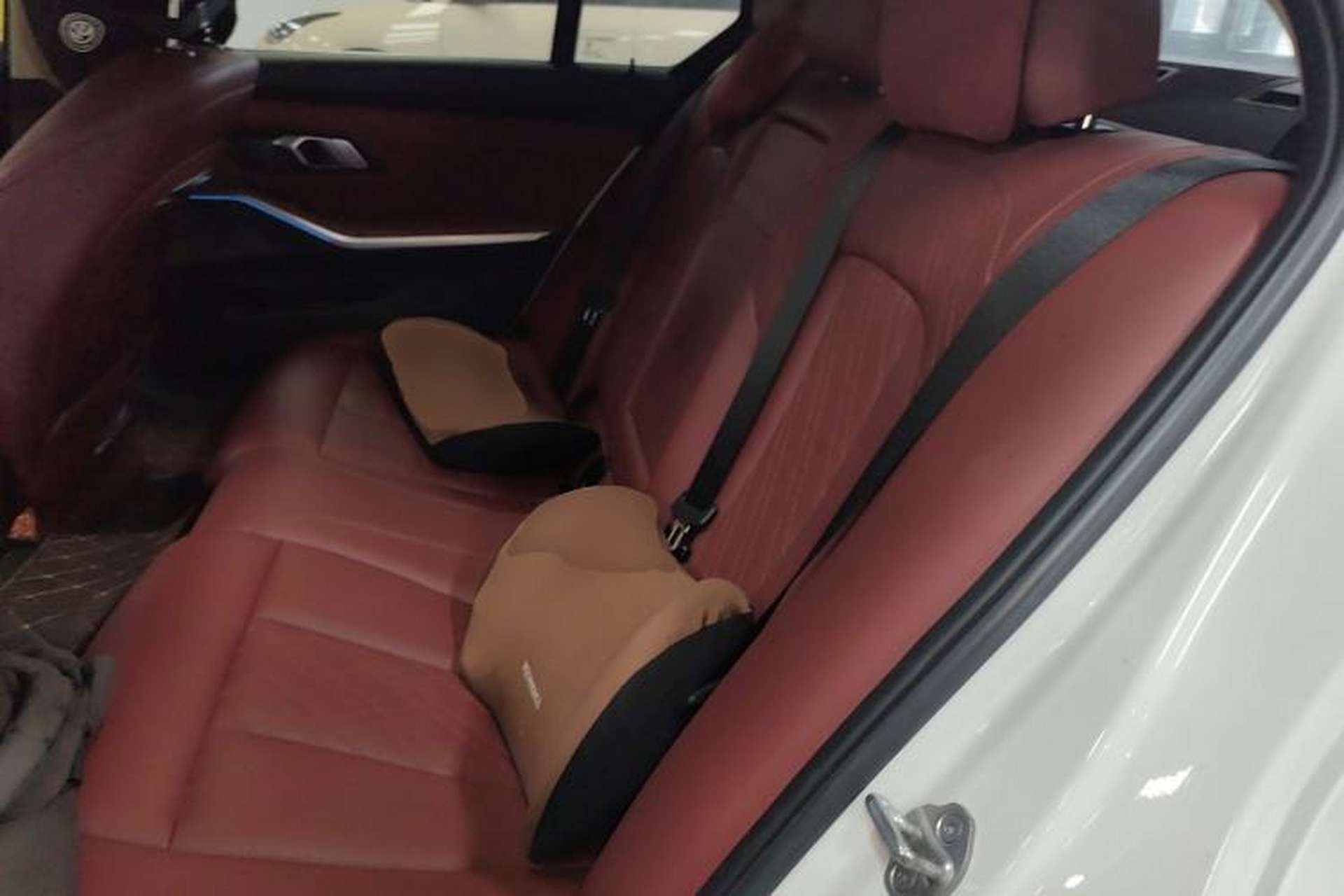 Used BMW i3 2022 eDrive 35 L Left Rear Seat