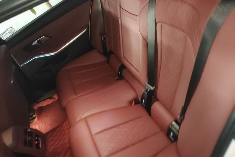 Used BMW i3 2022 eDrive 35 L Left Rear Seat
