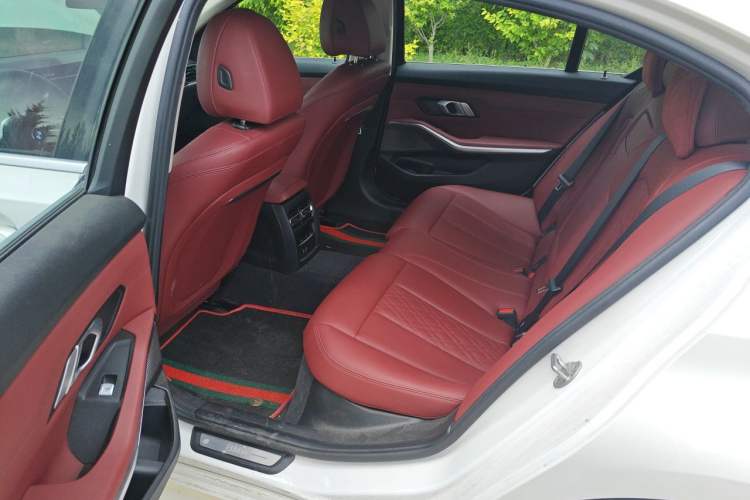 Used BMW i3 2022 eDrive 35 L Left Rear Seat