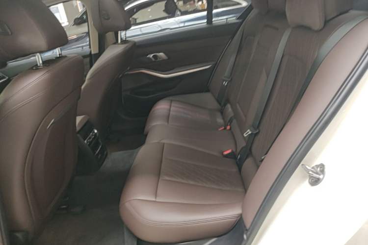 Used BMW i3 2022 eDrive 35 L Left Rear Seat