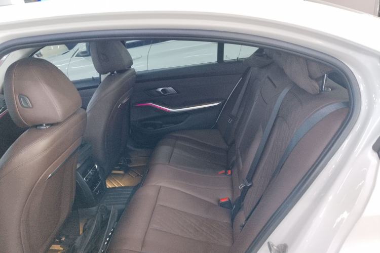 Used BMW i3 2022 eDrive 35 L Left Rear Seat
