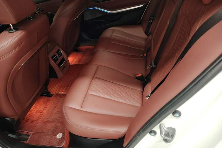 Used BMW i3 2022 eDrive 35 L Left Rear Seat