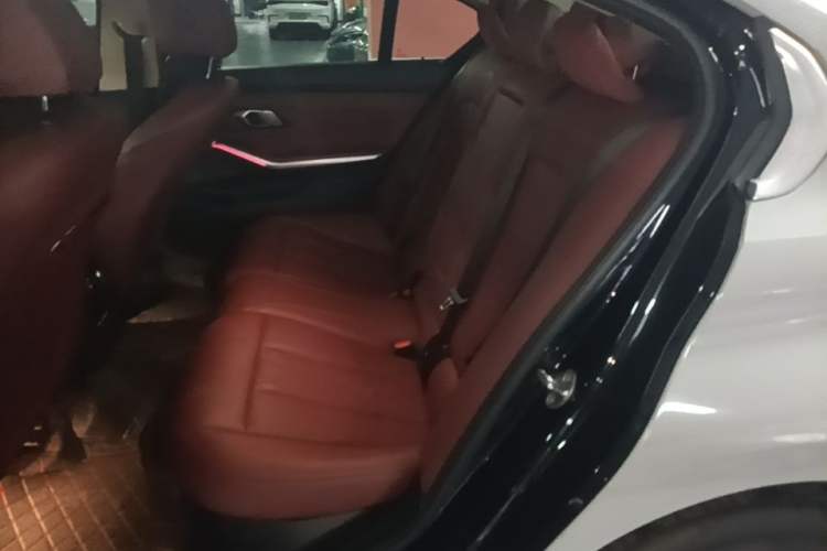 Used BMW i3 2022 eDrive 35 L Left Rear Seat