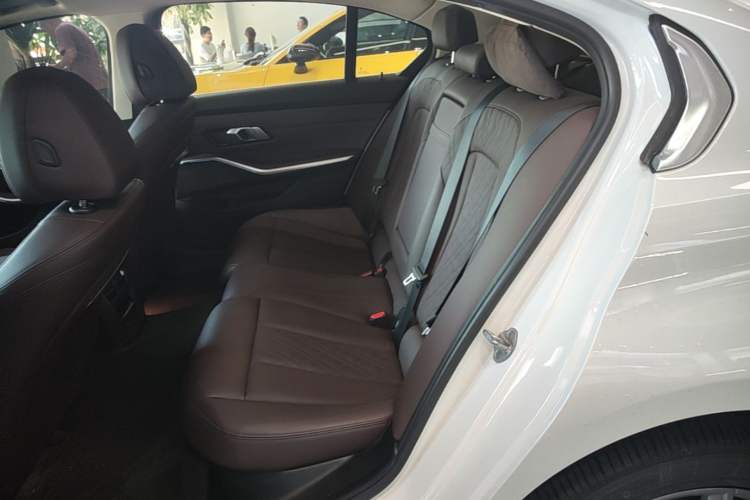 Used BMW i3 2022 eDrive 35 L Left Rear Seat