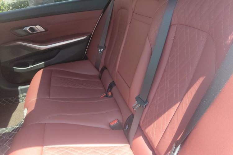 Used BMW i3 2022 eDrive 35 L Left Rear Seat