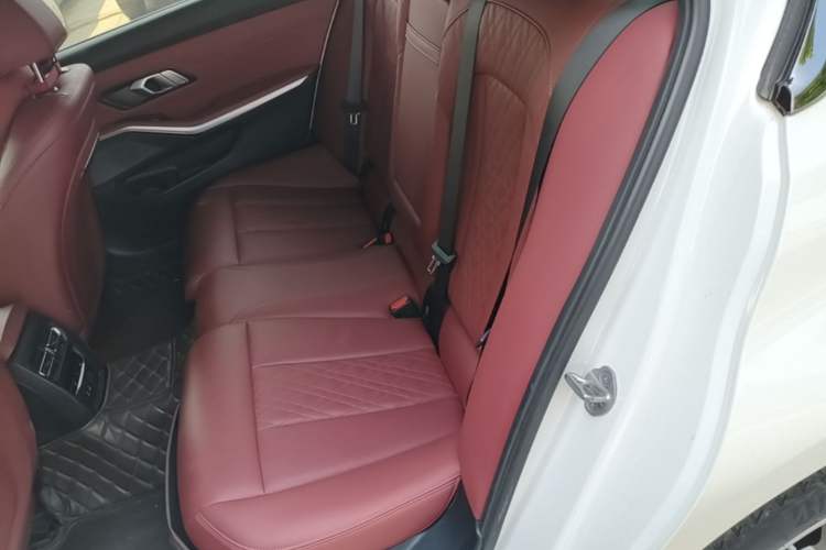 Used BMW i3 2022 eDrive 35 L Left Rear Seat