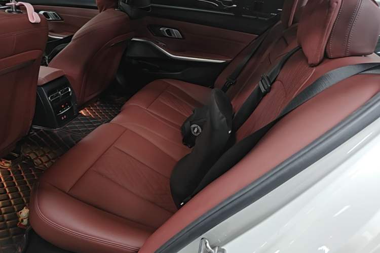 Used BMW i3 2022 eDrive 35 L Left Rear Seat