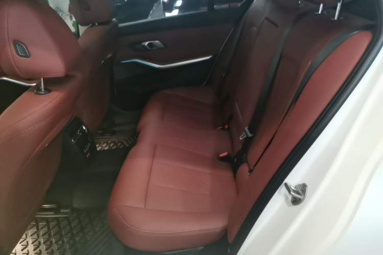 Used BMW i3 2022 eDrive 35 L Left Rear Seat