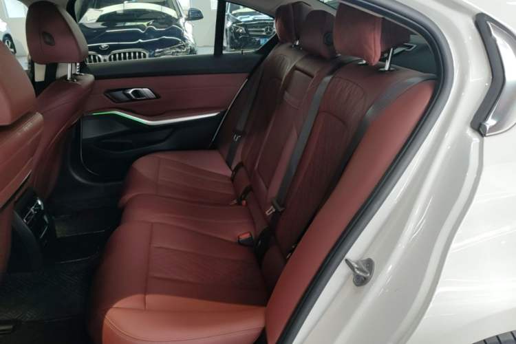 Used BMW i3 2022 eDrive 35 L Left Rear Seat