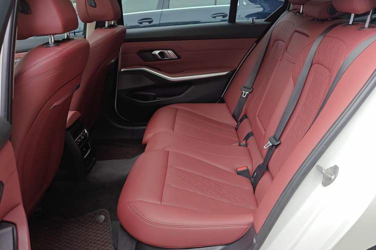 Used BMW i3 2022 eDrive 35 L Left Rear Seat