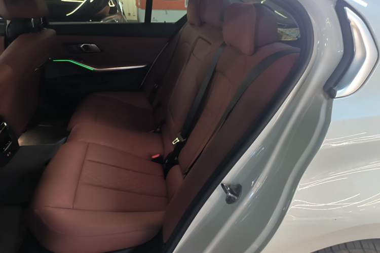 Used BMW i3 2022 eDrive 35 L Left Rear Seat