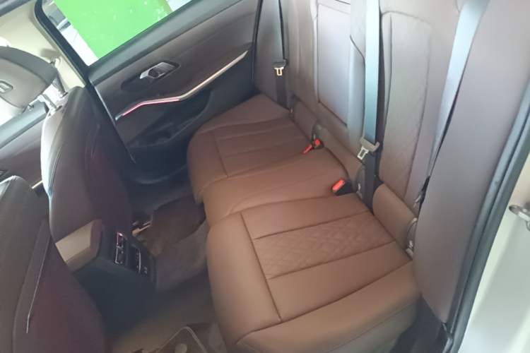 Used BMW i3 2022 eDrive 35 L Left Rear Seat