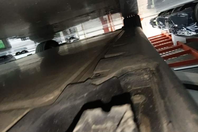 Used BMW i3 2022 eDrive 35 L Left Side Sill