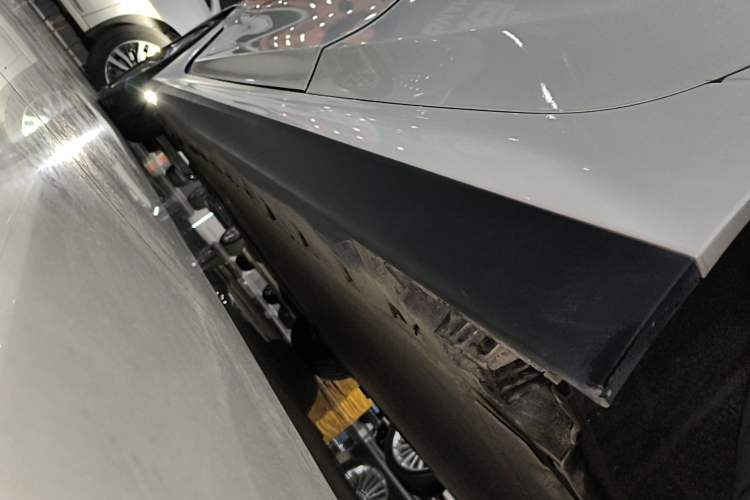 Used BMW i3 2022 eDrive 35 L Left Side Sill