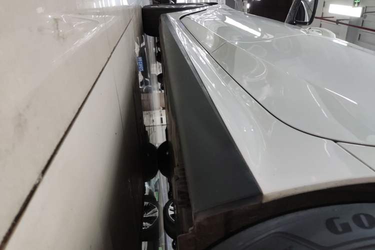 Used BMW i3 2022 eDrive 35 L Left Side Sill