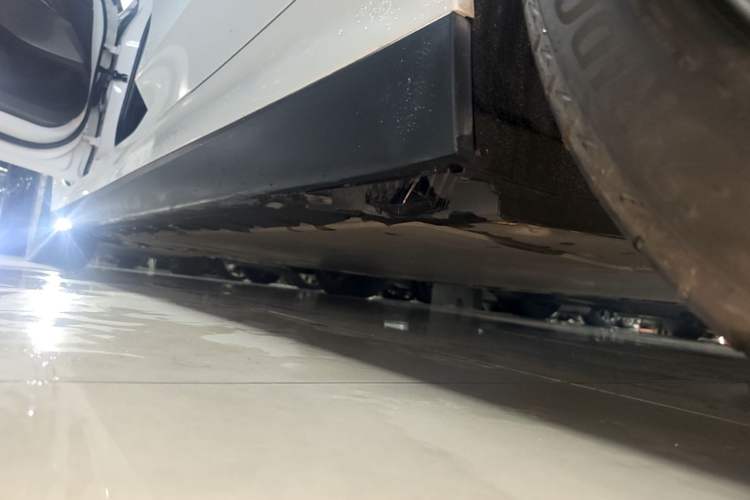 Used BMW i3 2022 eDrive 35 L Left Side Sill