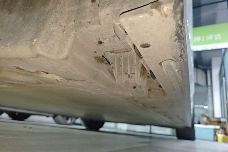 Used BMW i3 2022 eDrive 35 L Left Side Sill