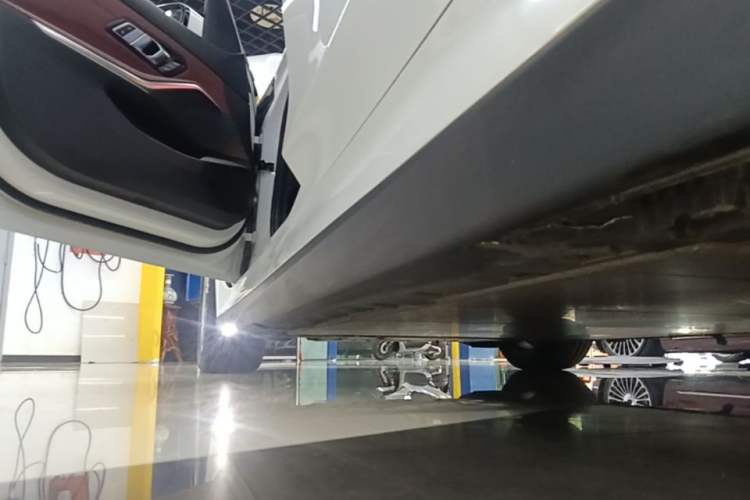 Used BMW i3 2022 eDrive 35 L Left Side Sill