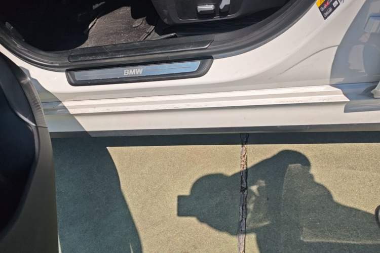 Used BMW i3 2022 eDrive 35 L Left Side Sill