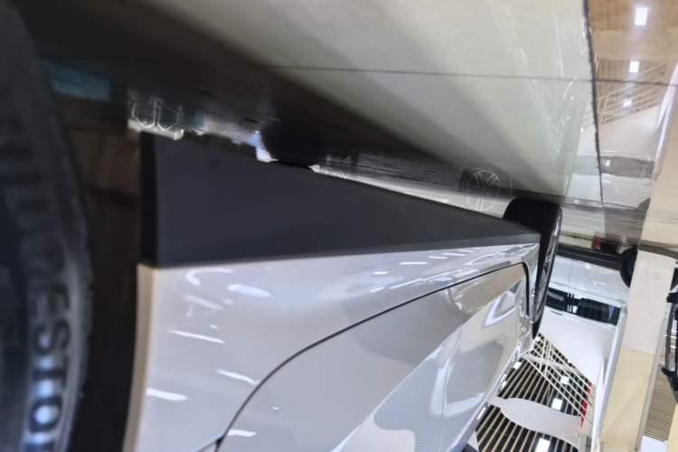 Used BMW i3 2022 eDrive 35 L Left Side Sill