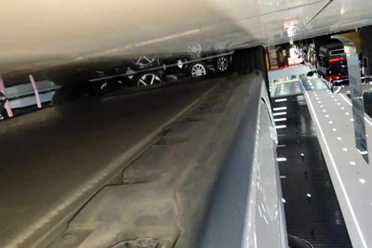 Used BMW i3 2022 eDrive 35 L Left Side Sill
