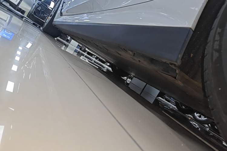 Used BMW i3 2022 eDrive 35 L Left Side Sill