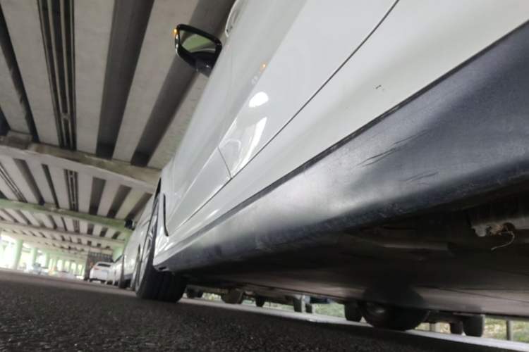 Used BMW i3 2022 eDrive 35 L Left Side Sill