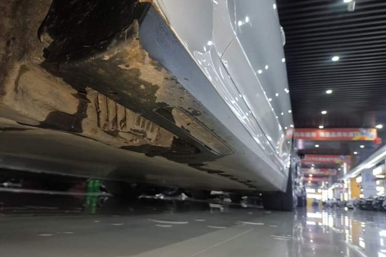 Used BMW i3 2022 eDrive 35 L Left Side Sill
