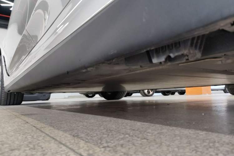 Used BMW i3 2022 eDrive 35 L Left Side Sill