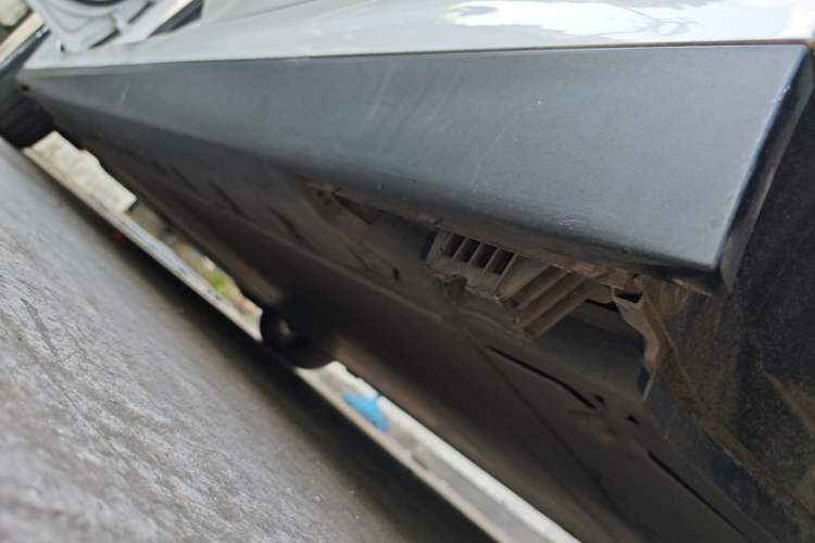 Used BMW i3 2022 eDrive 35 L Left Side Sill