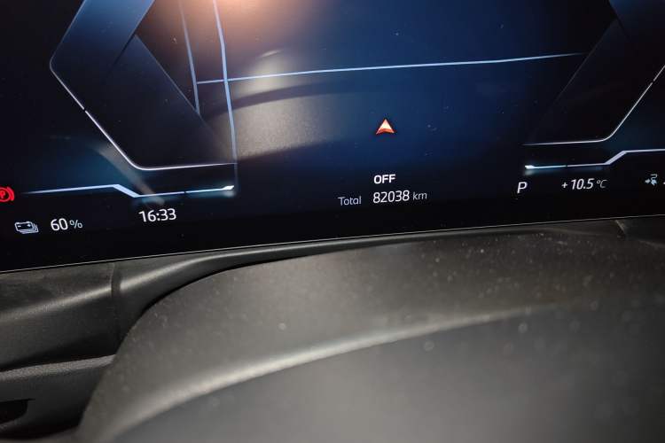 Used BMW i3 2022 eDrive 35 L Odometer Close Up