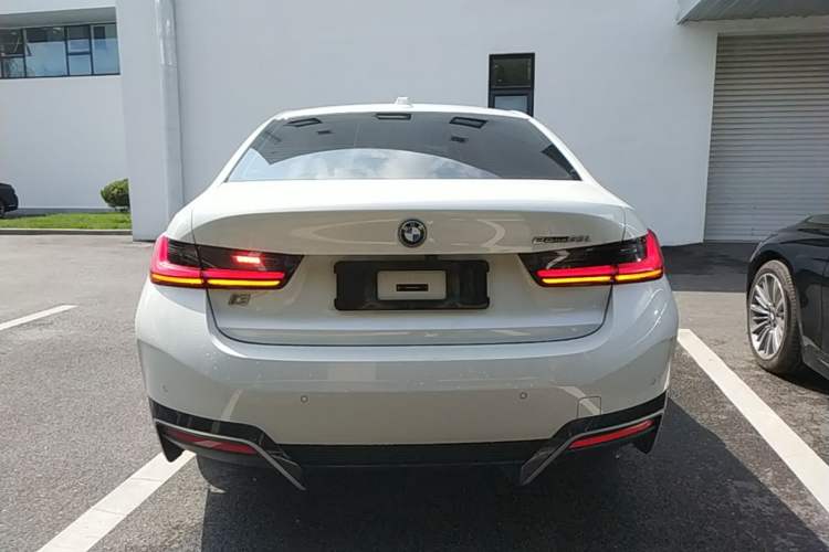Used BMW i3 2022 eDrive 35 L Rear