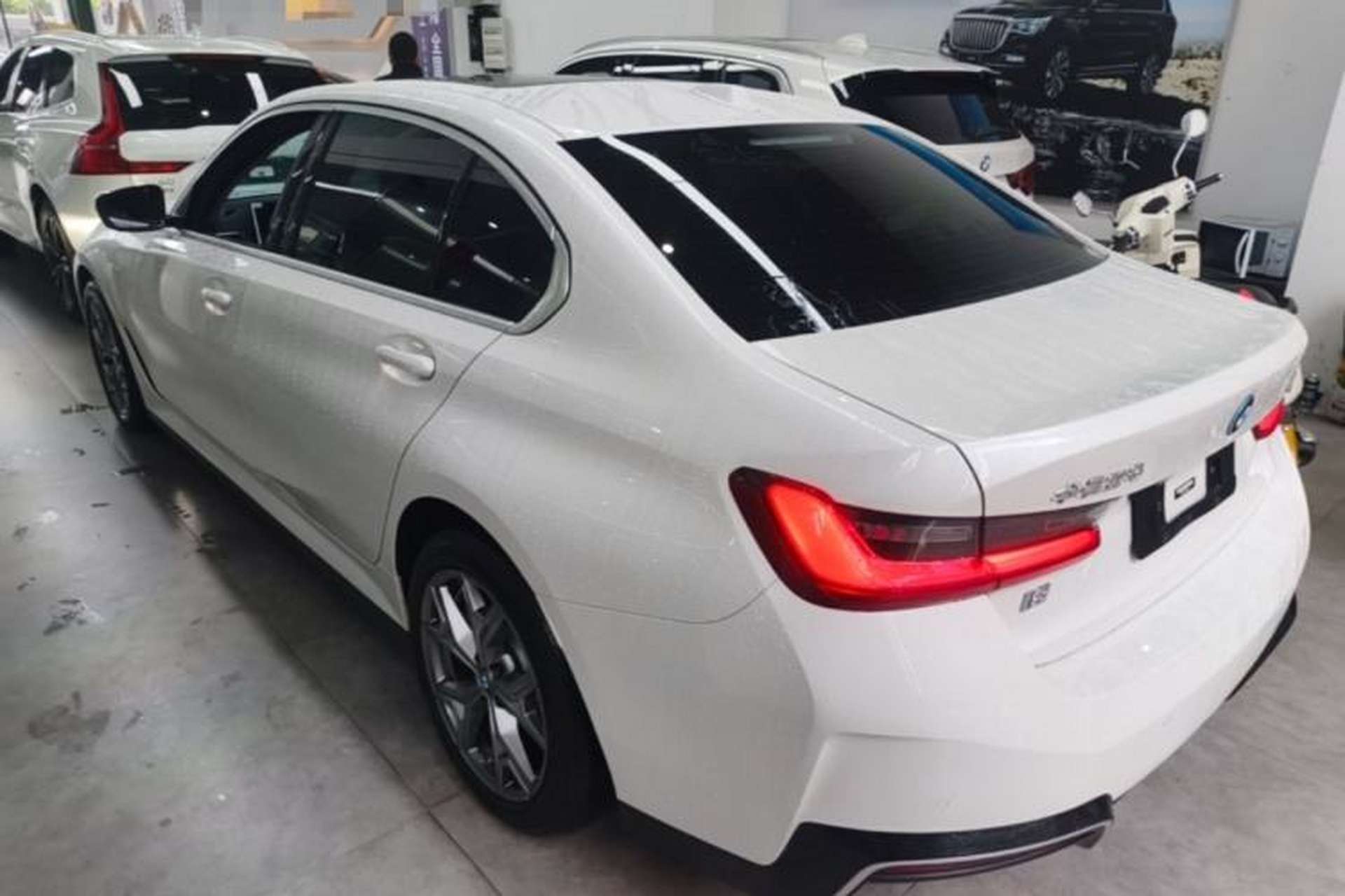 Used BMW i3 2022 eDrive 35 L Rear Left 45 Deg