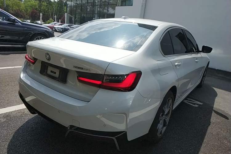 Used BMW i3 2022 eDrive 35 L Rear Right 45 Deg
