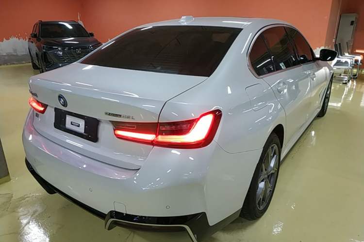 Used BMW i3 2022 eDrive 35 L Rear Right 45 Deg