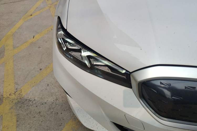 Used BMW i3 2022 eDrive 35 L Right Front Headlight