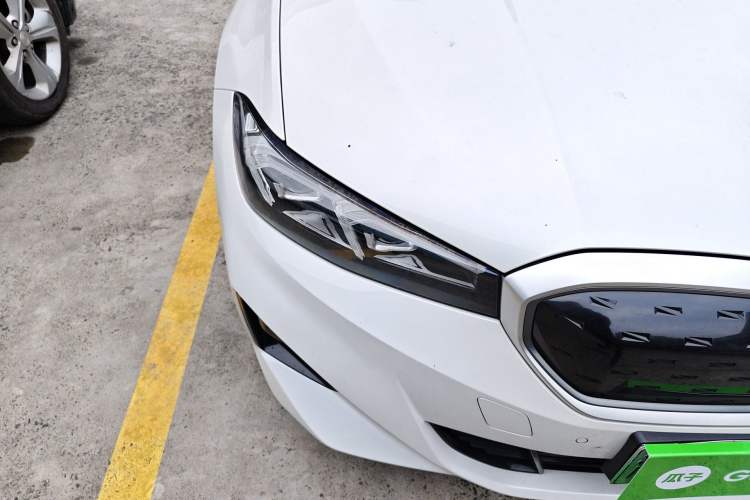 Used BMW i3 2022 eDrive 35 L Right Front Headlight