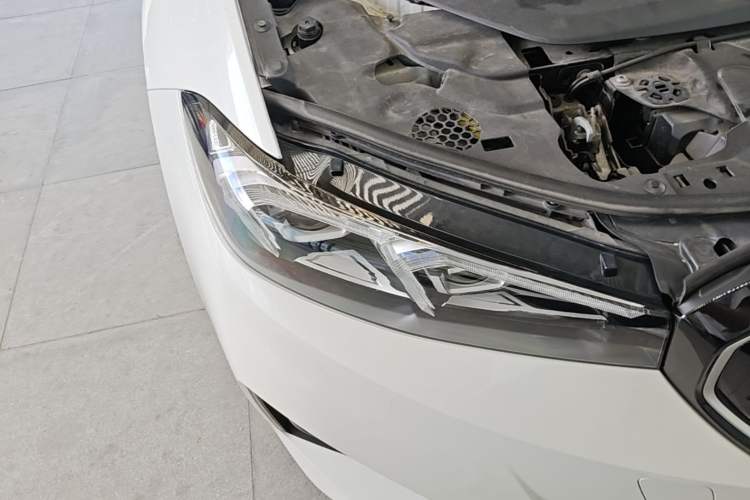 Used BMW i3 2022 eDrive 35 L Right Front Headlight