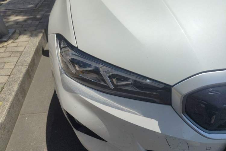 Used BMW i3 2022 eDrive 35 L Right Front Headlight