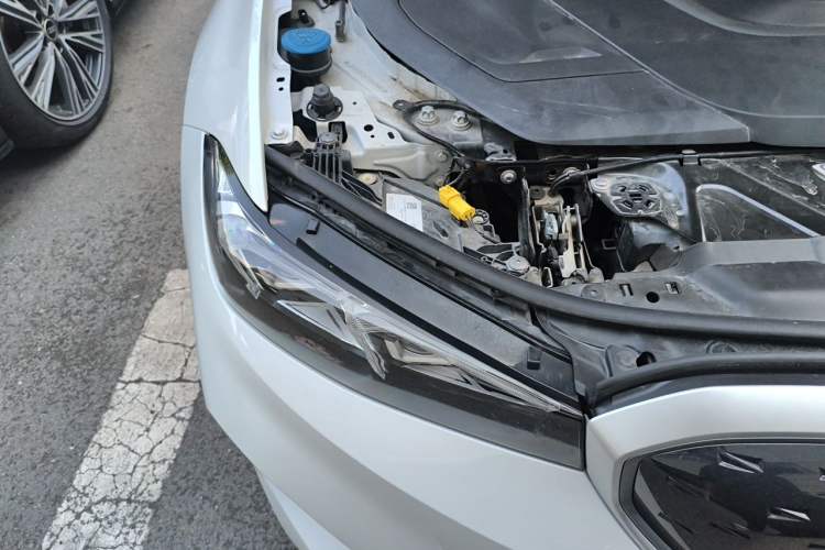 Used BMW i3 2022 eDrive 35 L Right Front Headlight