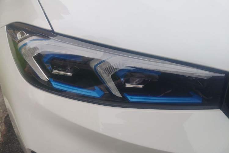 Used BMW i3 2022 eDrive 35 L Right Front Headlight