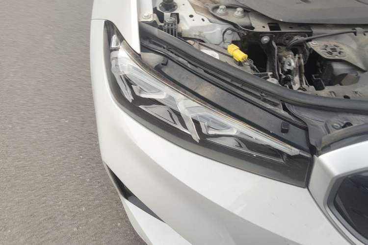 Used BMW i3 2022 eDrive 35 L Right Front Headlight