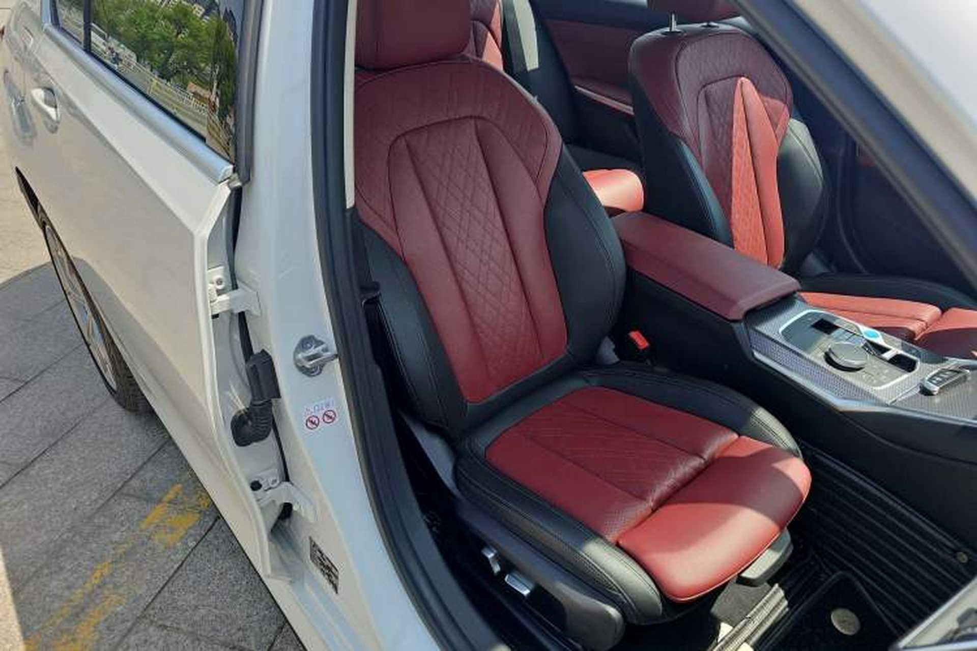 Used BMW i3 2022 eDrive 35 L Right Front Seat