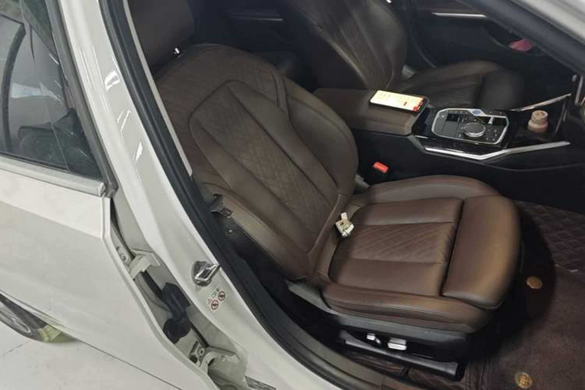 Used BMW i3 2022 eDrive 35 L Right Front Seat