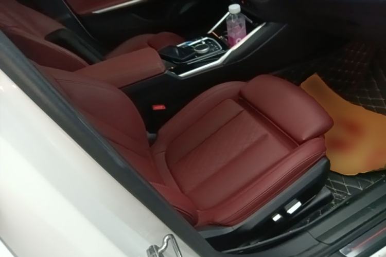 Used BMW i3 2022 eDrive 35 L Right Front Seat